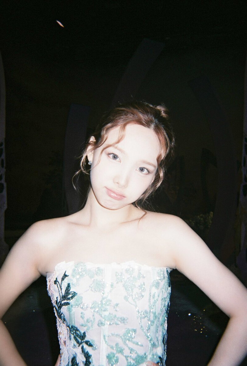 240715 - TWICE Japan 5th Album 'DIVE' Behind Photos documents 8