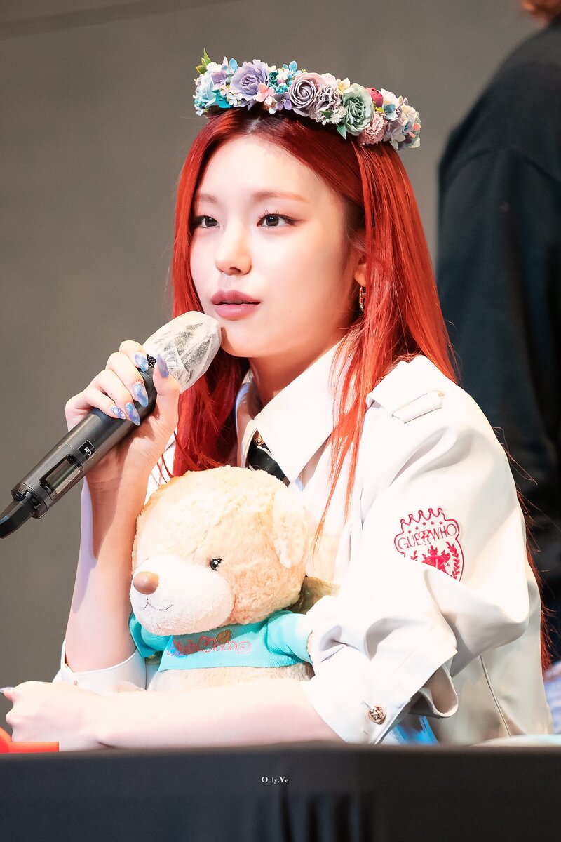 210530 ITZY Yeji - Fansign Event documents 4