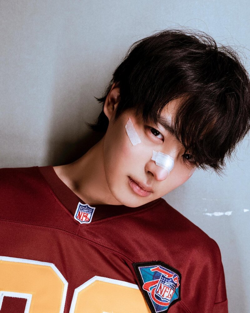 Choi Byungchan 2023 profile photoshoot documents 7