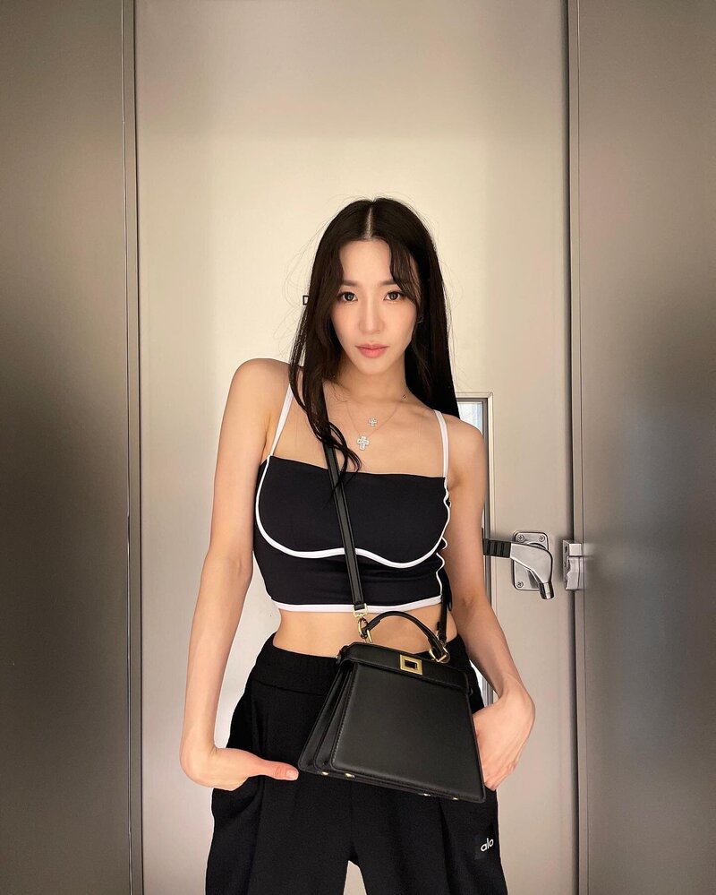 220621 Tiffany Young Instagram Update documents 1