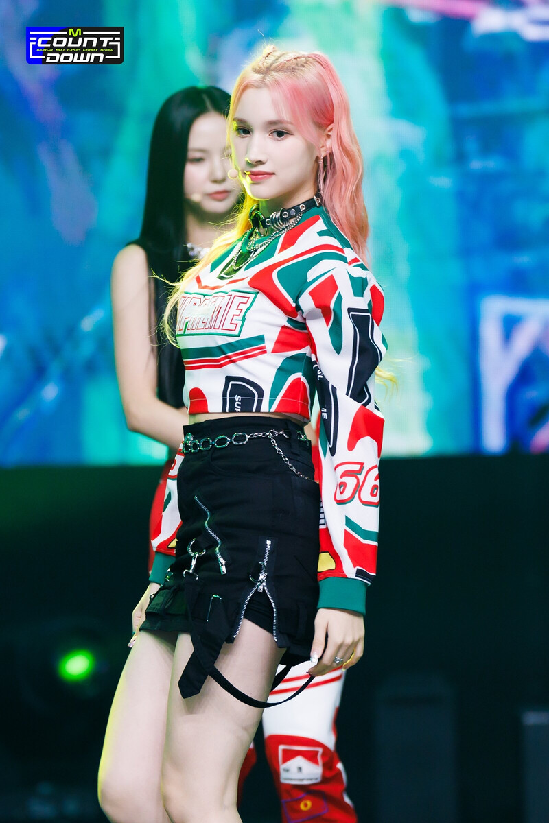 221020 Kep1er Bahiyyih 'We Fresh' at M Countdown documents 3