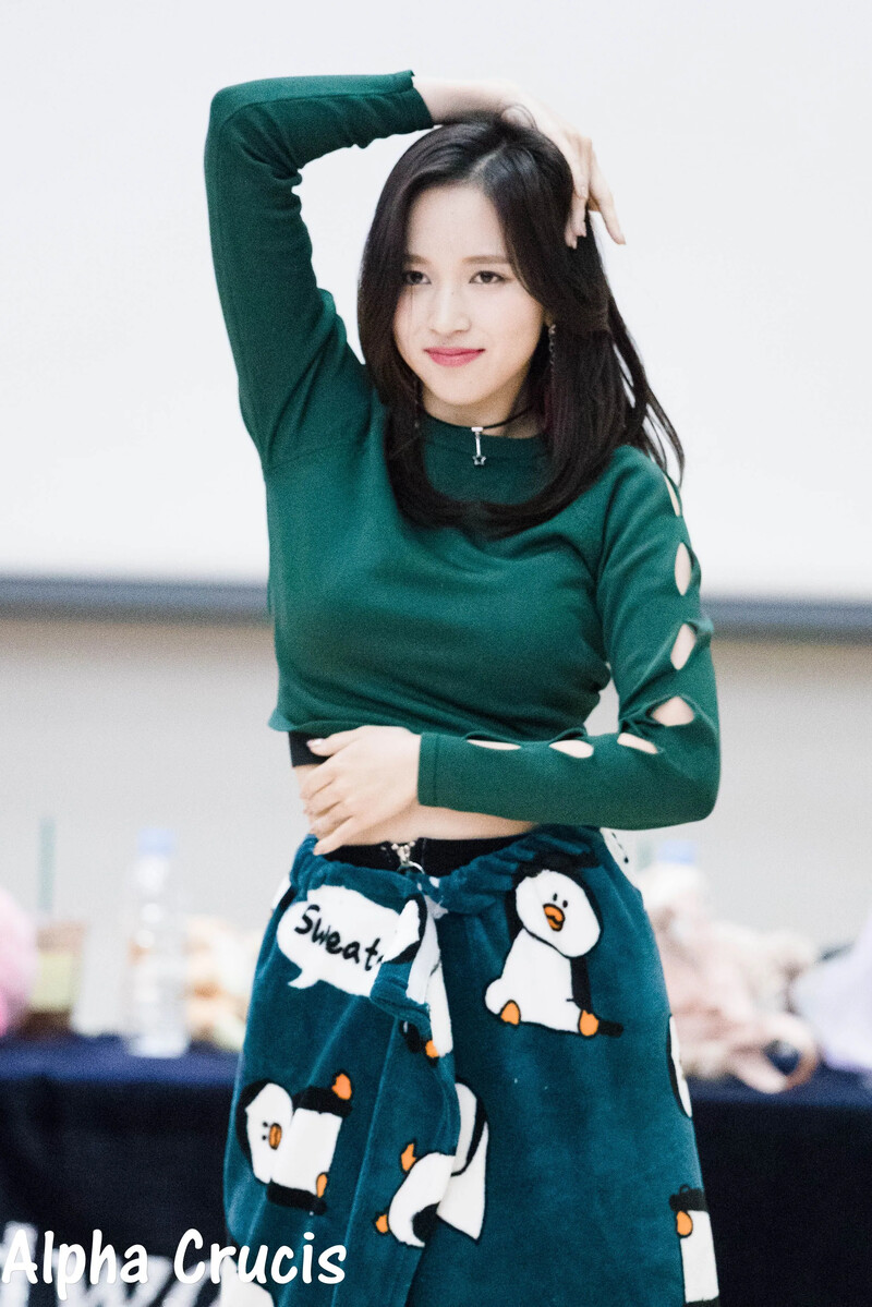 Mina937.jpg