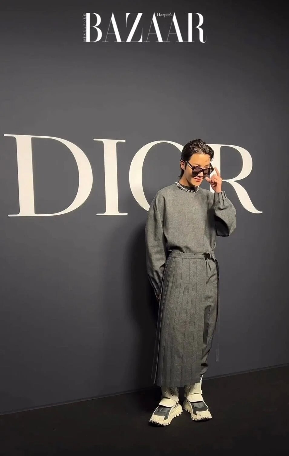 LEGEND 💯🔥 in 2023  Dior fashion show, Korean fashion dresses, J-hope dior