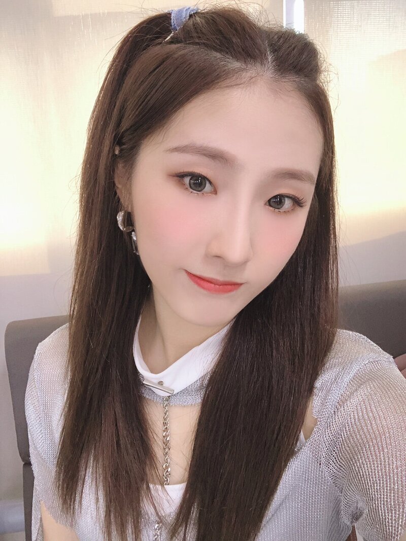210706 LOONA Twitter Update - Haseul documents 1