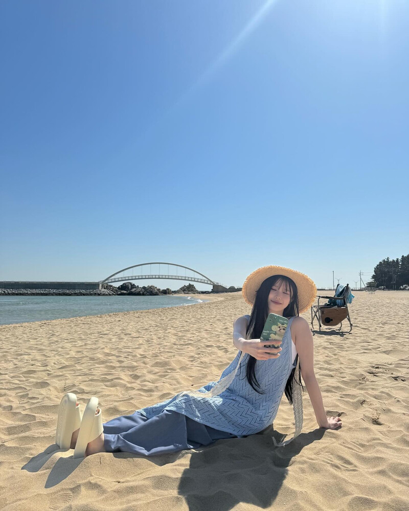 240709 fromis_9 Hayoung Instagram Update documents 6