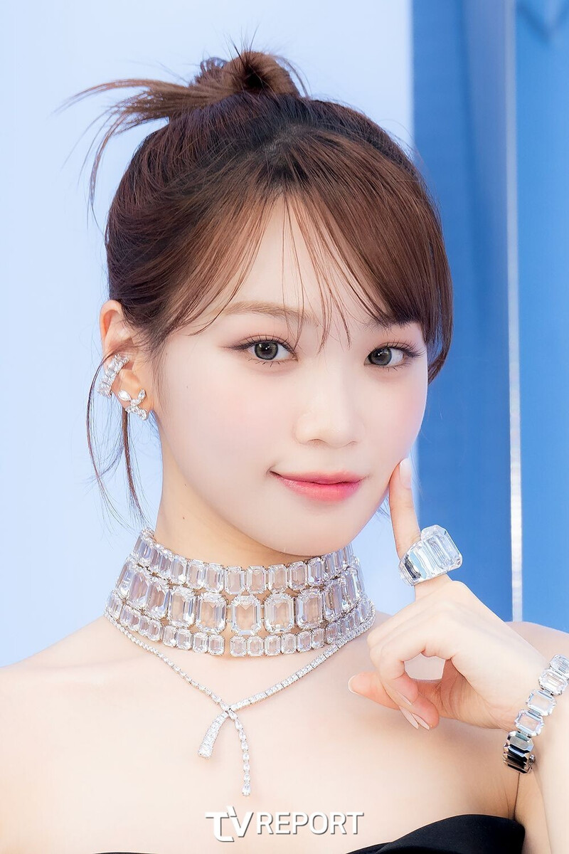 241017 LE SSERAFIM Chaewon at Swarovski "Masters of Light"Event documents 1