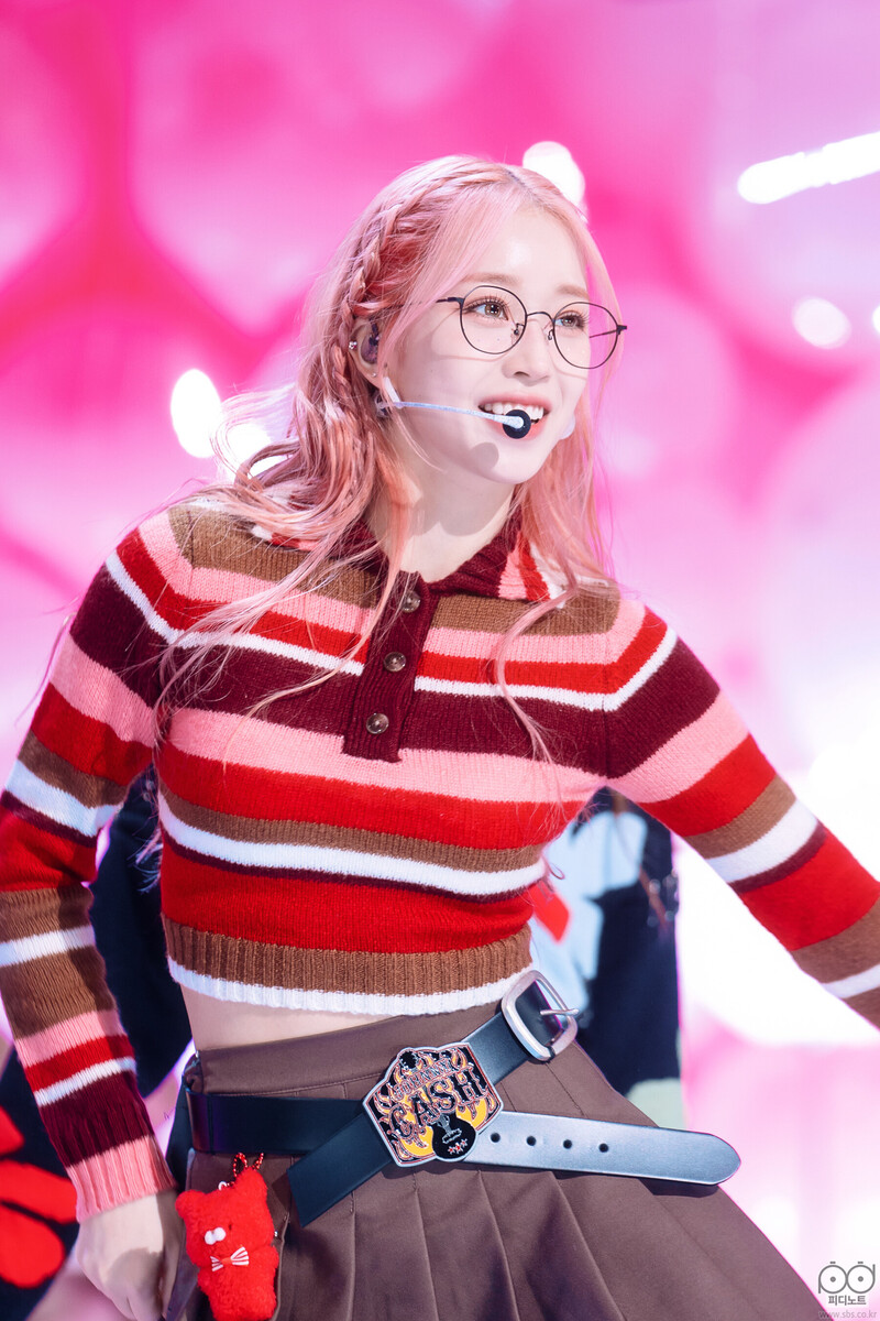 230219 STAYC Sumin - 'Teddy Bear' at Inkigayo documents 2