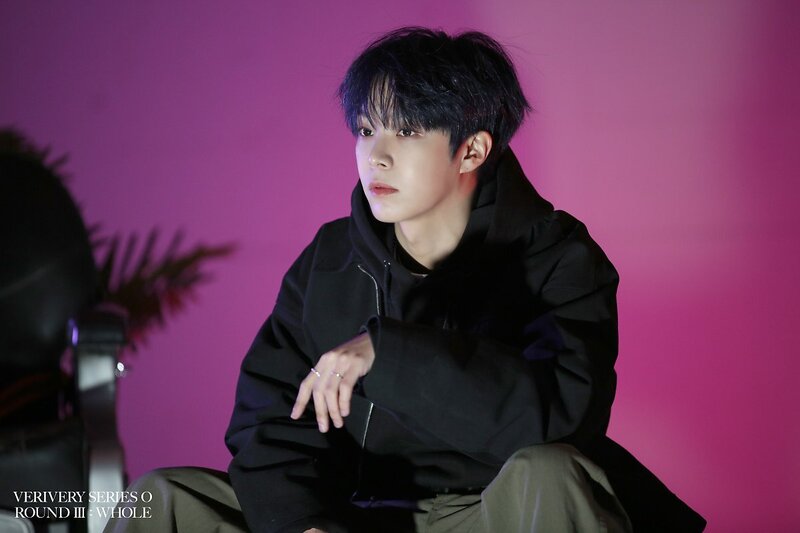 220503 Jellyfish Ent. Naver Post - Verivery at 'Undercover' Behind the Scenes documents 3