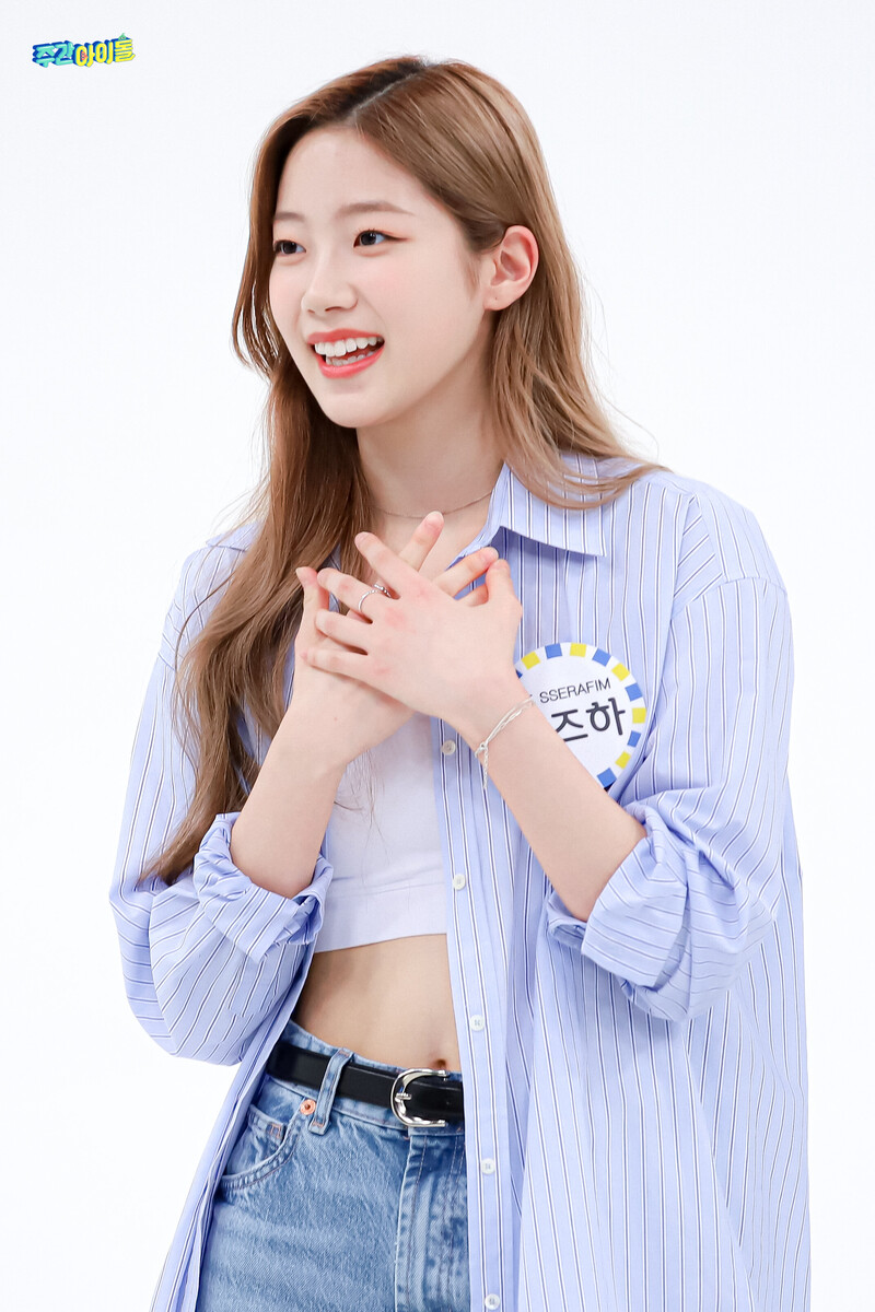 220510 MBC Naver Update - LE SSERAFIM's Kazuha at Weekly Idol Ep. 561 documents 4