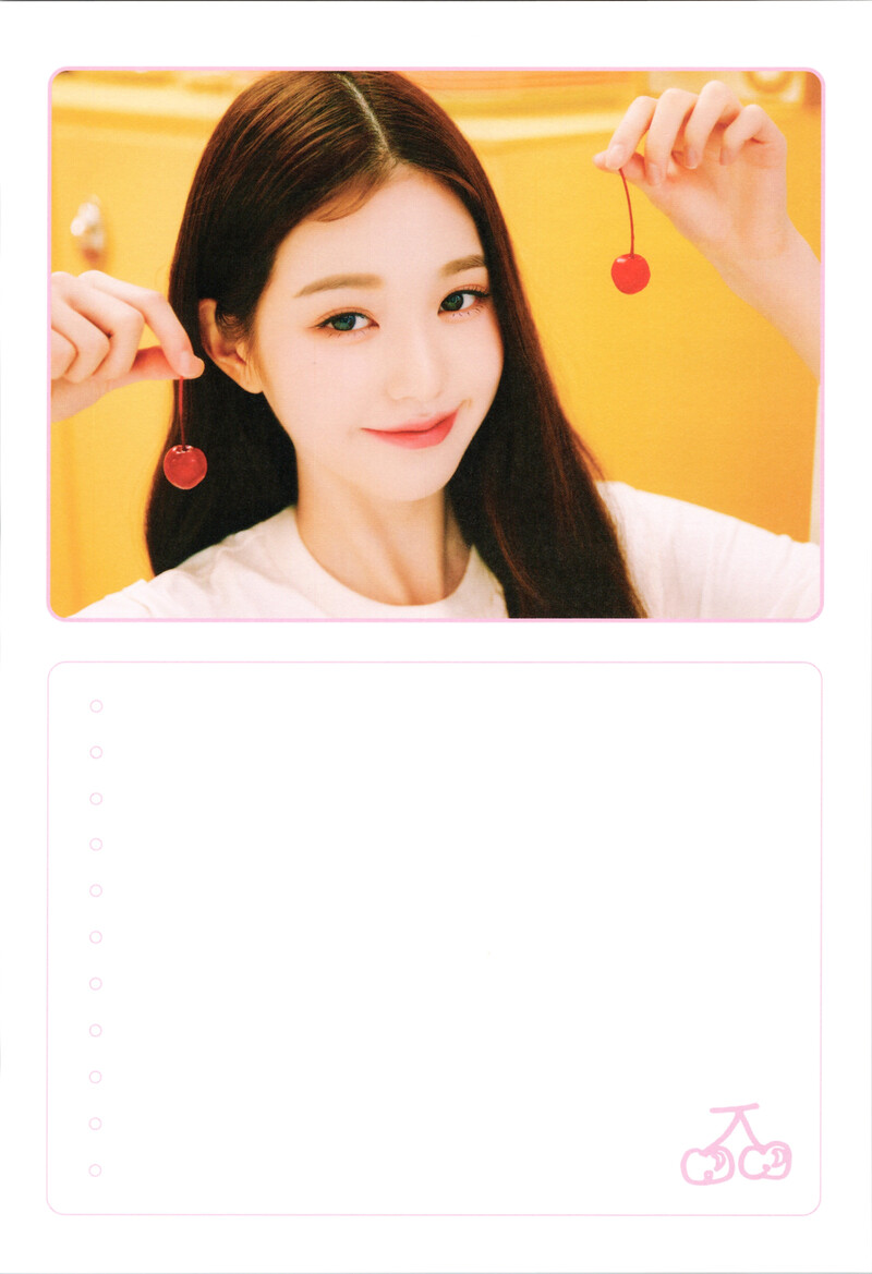 IVE 2023 Season's Greetings (Scans) documents 3