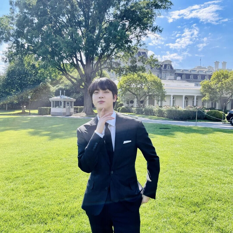 220610 BTS Jin Instagram Update documents 6