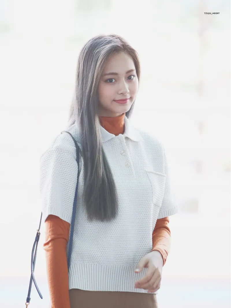 TZUYU_HEART0614-1186601843884847104-EHeoFWJU0AA-331.jpg