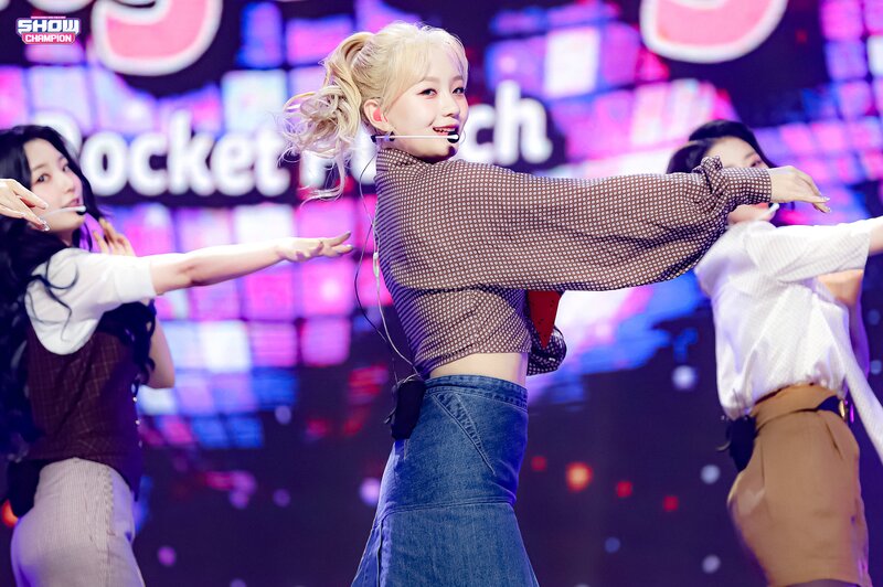210526 Rocket Punch - 'Ring Ring' at Show Champion documents 12