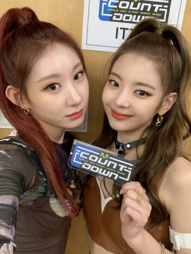 210506 M Countdown Twitter Update - ITZY documents 2