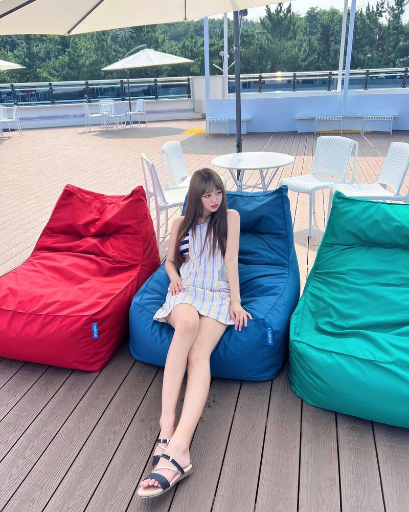 220806 Rockit Girl Han Leeseul Instagram Update documents 2