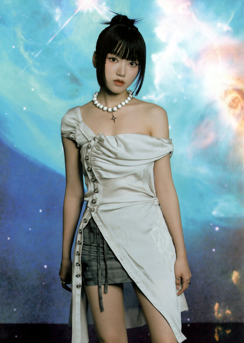 Loossemble - 1st Mini Album 'Loossemble' (Space ver.) [SCANS] documents 2