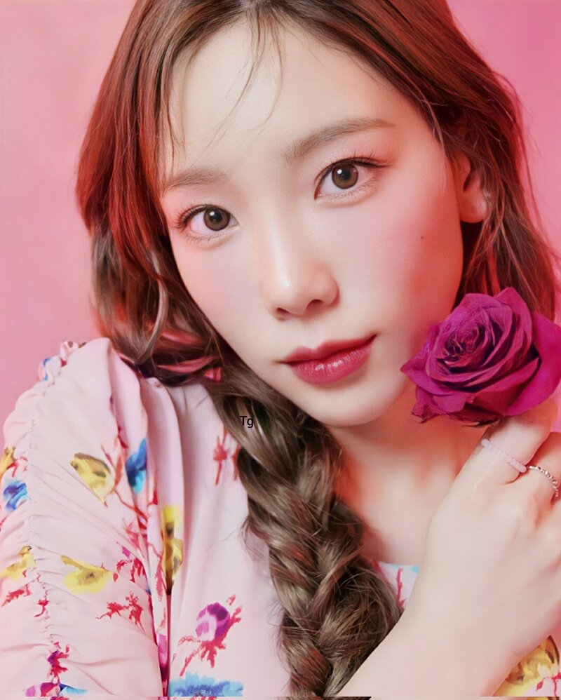 Taeyeon for Benefit Cosmetics April 2022 Campaign Shoot documents 12