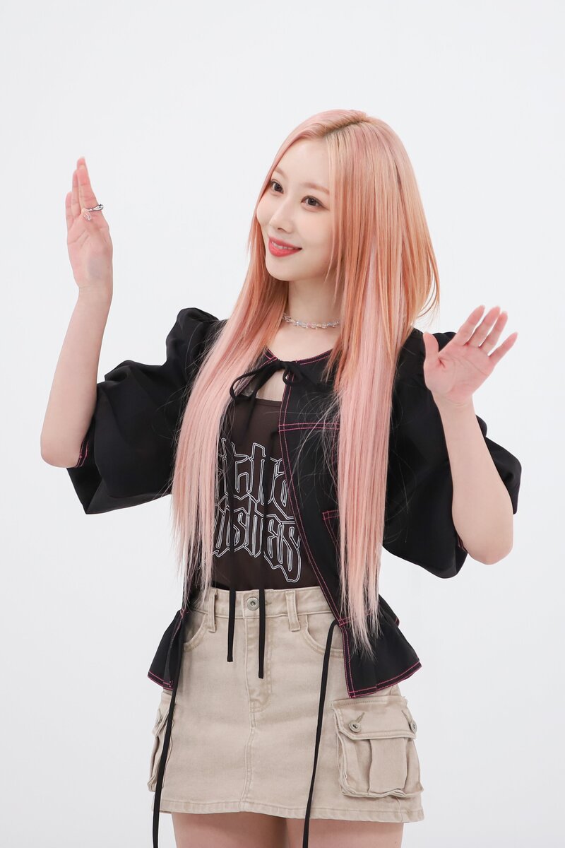 230523 MBC Naver Post - Dreamcatcher at Weekly Idol documents 3