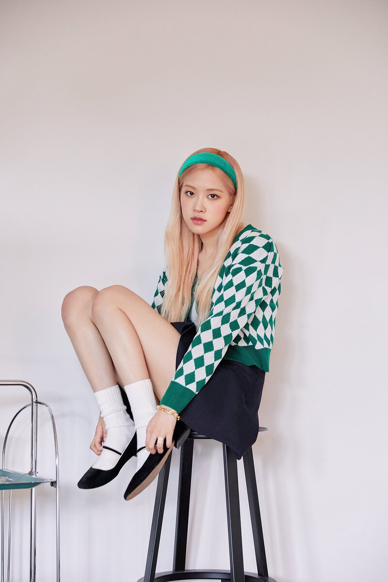 BLACKPINK Rosé for O!Oi Collection FW21 documents 7