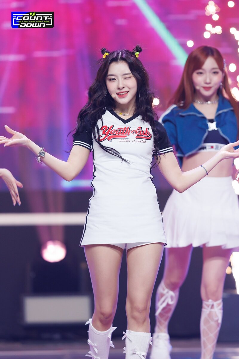 230413 Kep1er Dayeon - 'Giddy' & 'Back to the City' at M COUNTDOWN documents 1