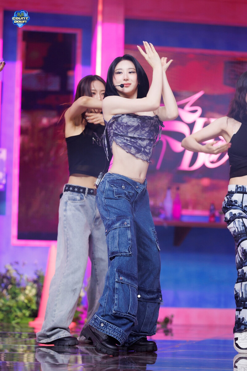 240704 Chae Yeon - 'Don't' at M Countdown documents 4