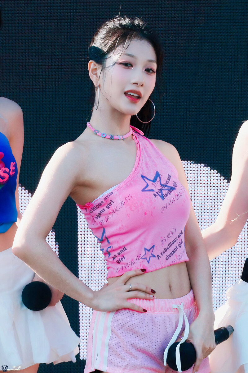 240803 fromis_9 Seoyeon - Waterbomb Festival in Incheon documents 4