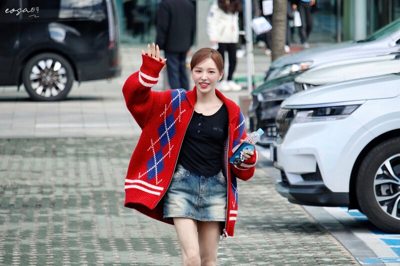 240326 Red Velvet Wendy - Cultwo Show Commute documents 8
