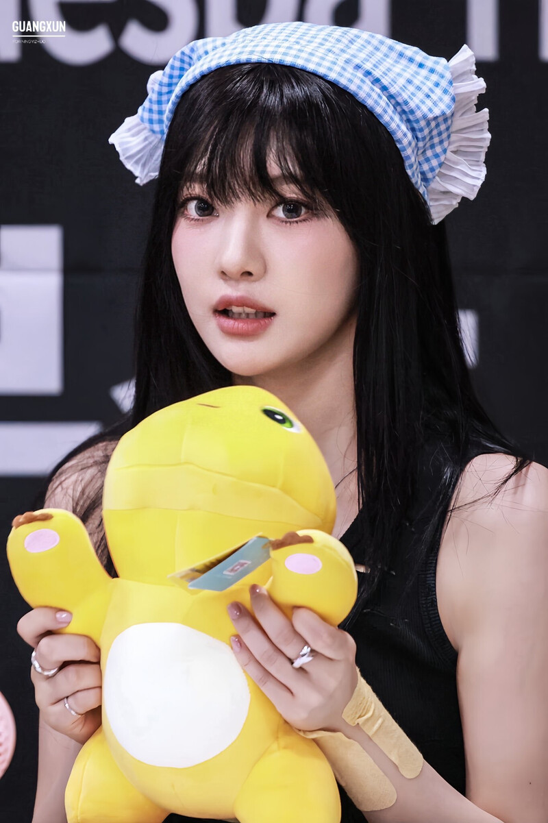 240609 aespa Ningning at Blue Dream Fansign Event documents 6