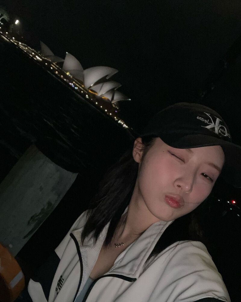 241117 - HaSeul Instagram Update documents 3