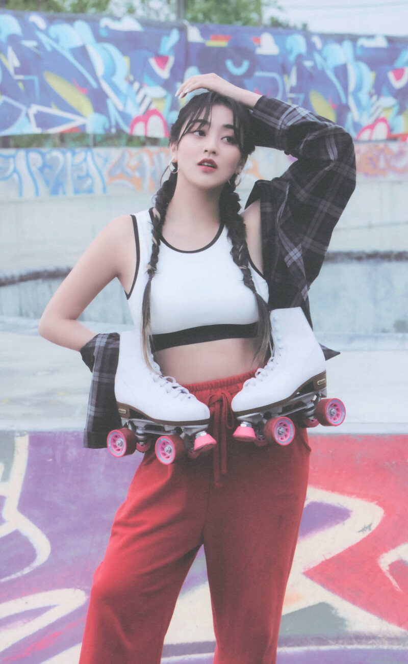 Yes, I am Jihyo 1st Photobook (Scans) documents 10