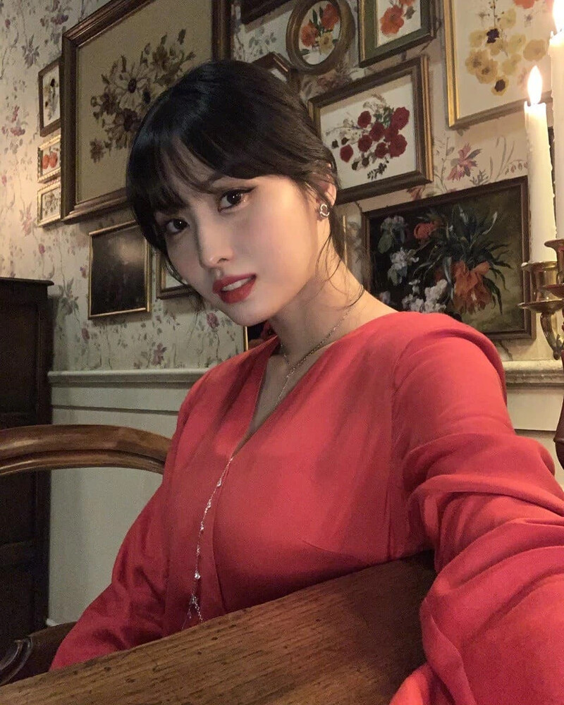 210421 TWICE Instagram Update - Momo documents 3