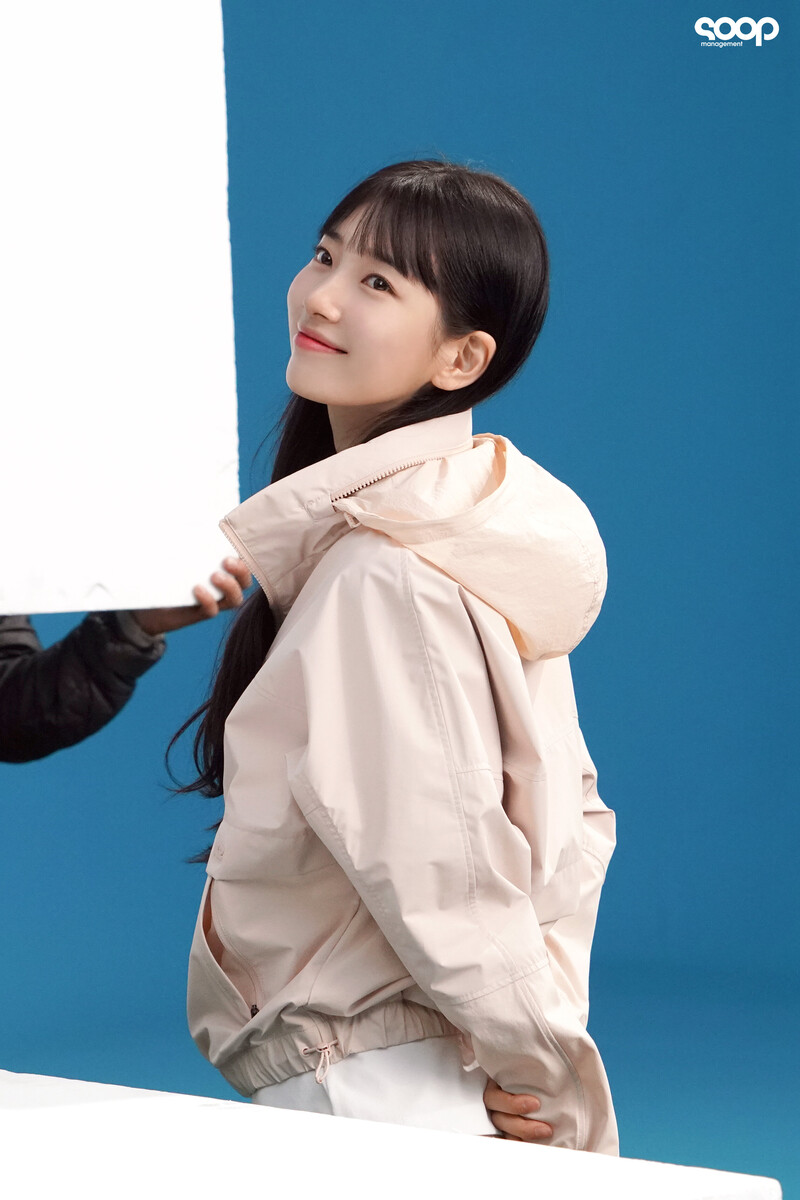 230330 SOOP Naver Post - Suzy - K2 Photoshoot Behind documents 8