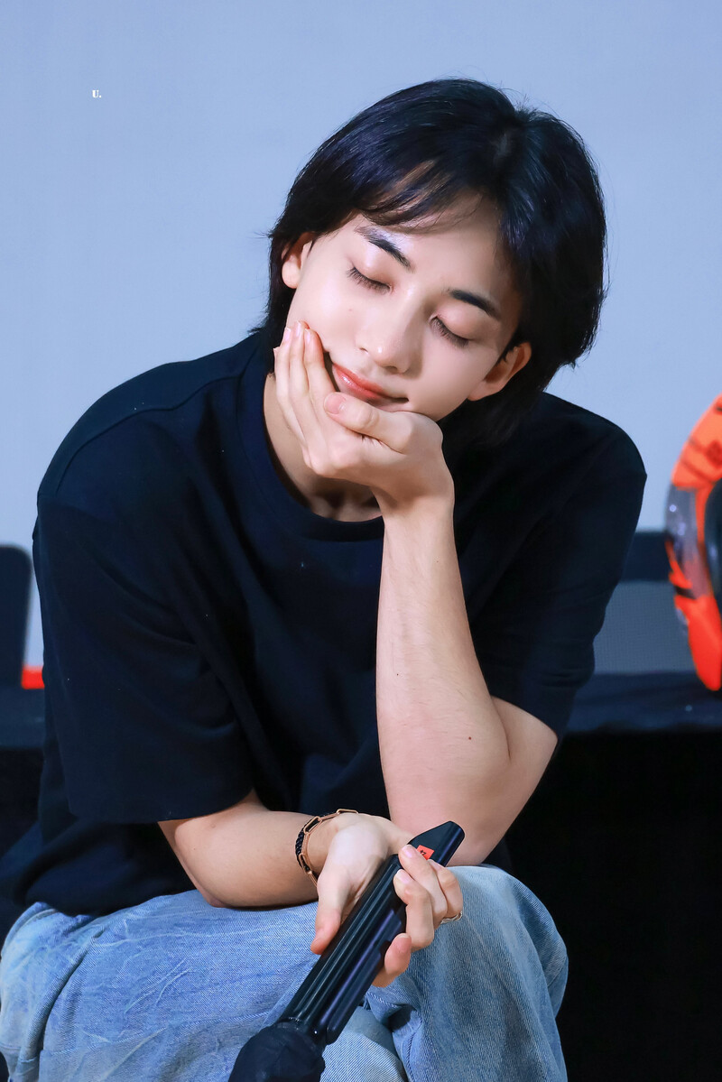 240511 SEVENTEEN Jeonghan - BEATROAD Fansign Event documents 1