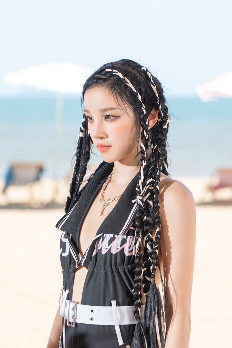 240708 (G)I-DLE - "Klaxon" MV Filming Site By Melon documents 18