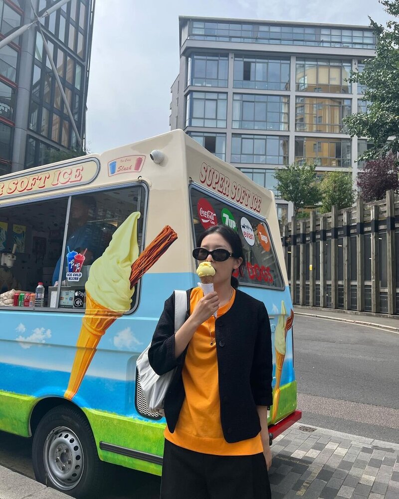 220803 Red Velvet Seulgi - Instagram Update documents 1