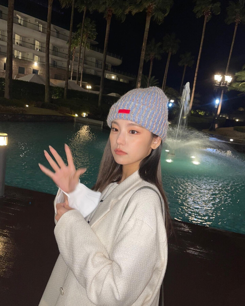 211109 ITZY Instagram Update documents 11