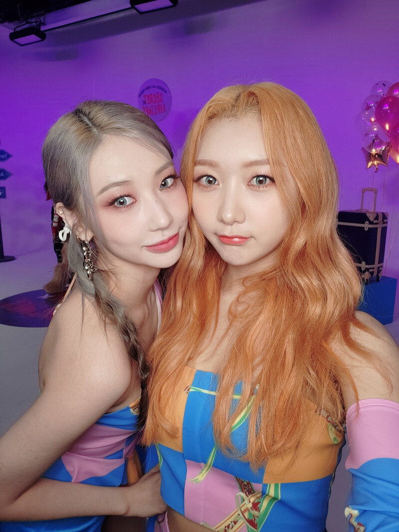 221128 SECRET NUMBER Twitter Update - Jinny & Minji | kpopping