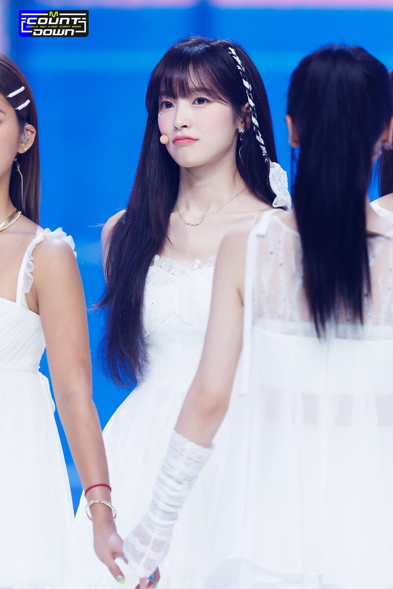 230803 OH MY GIRL Arin - 'Summer Comes' at M COUNTDOWN documents 2