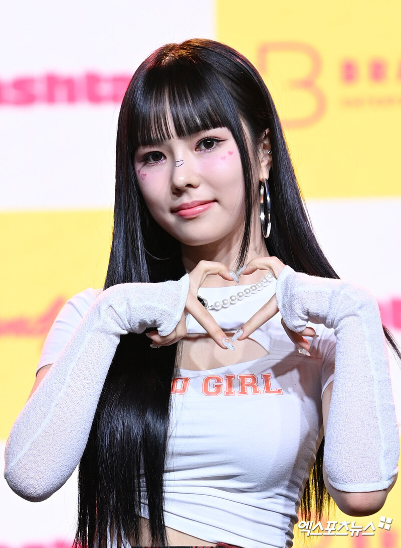 240327 Candy Shop Sarang - "Hashtag#" Debut Showcase documents 3