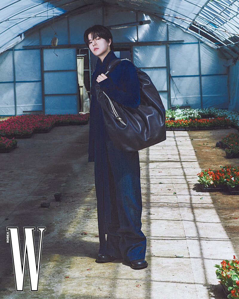 Stray Kids Seungmin x Loewe for W Korea Vol. 6 June 2024 Issue documents 5