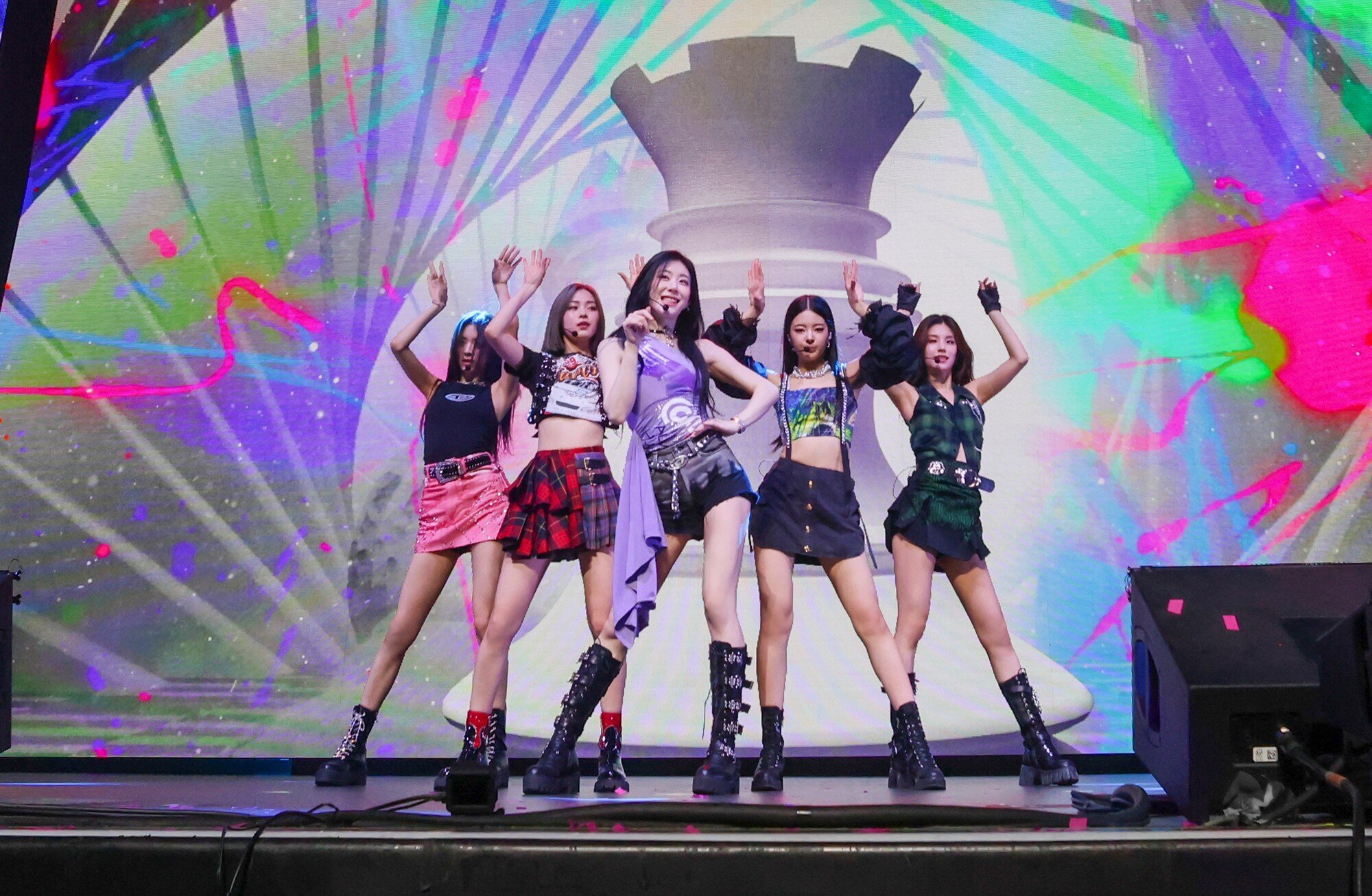 221026 ITZY THE 1ST WORLD TOUR in LA | kpopping