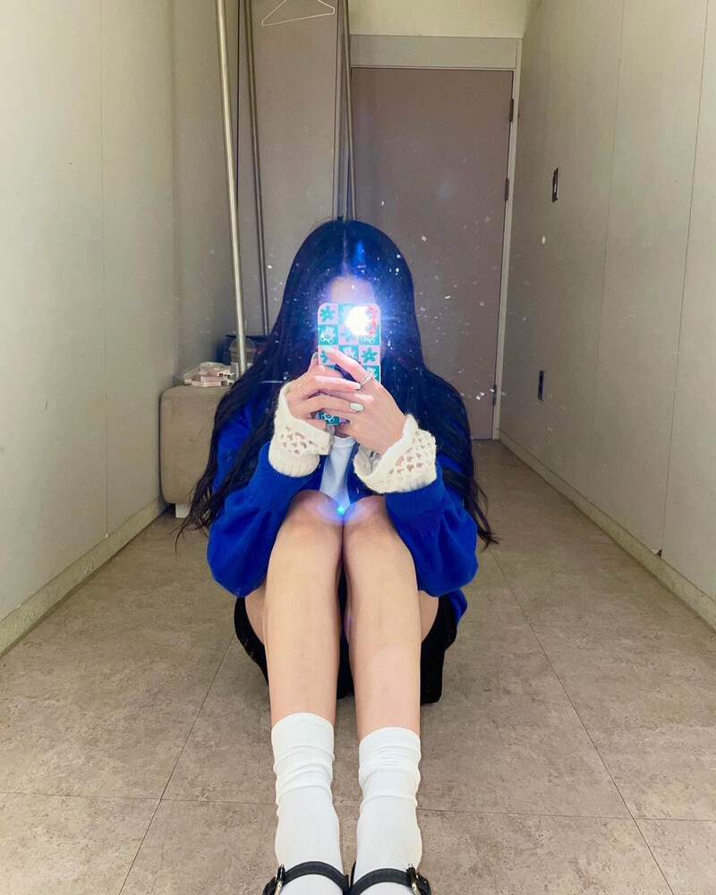 211004 Kwon Eunbi Instagram Update documents 4