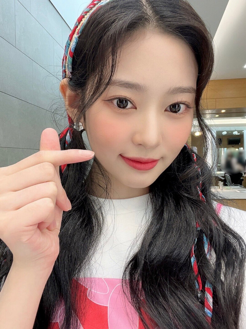 220709 Kim Minju Twitter Update documents 1