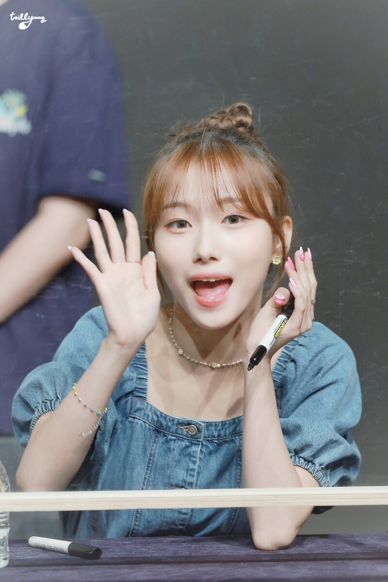 220725 Kep1er Youngeun  - Apple Music Fansign documents 4