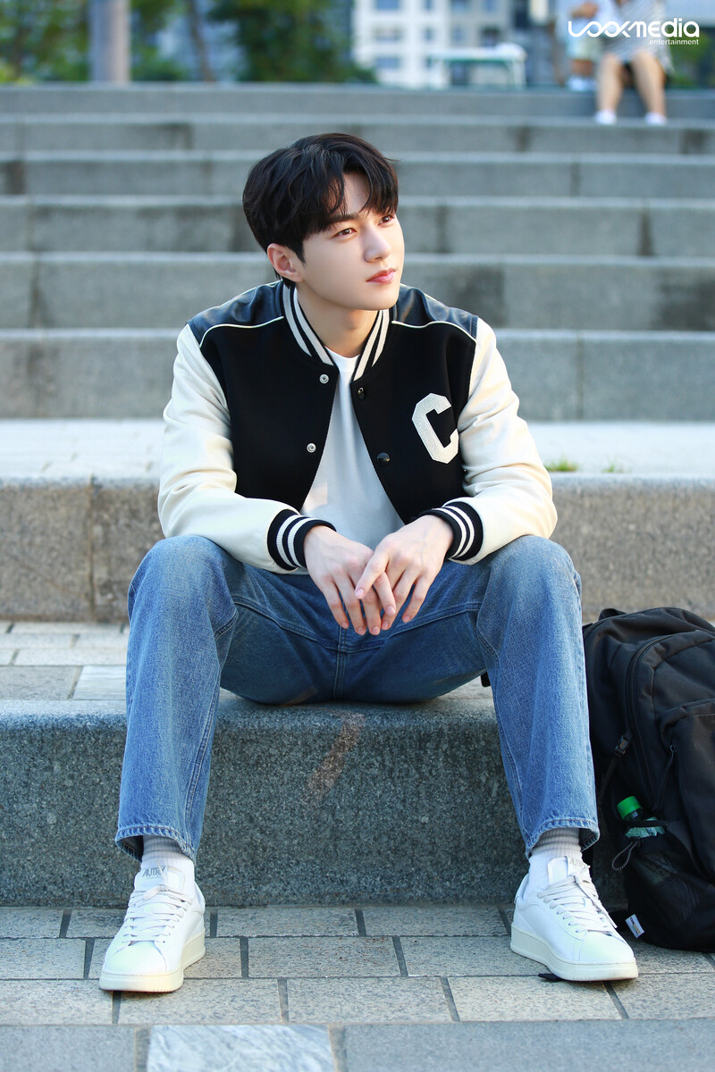 240104 - Naver - Kim Myungsoo Melody MV Behind Photos documents 4