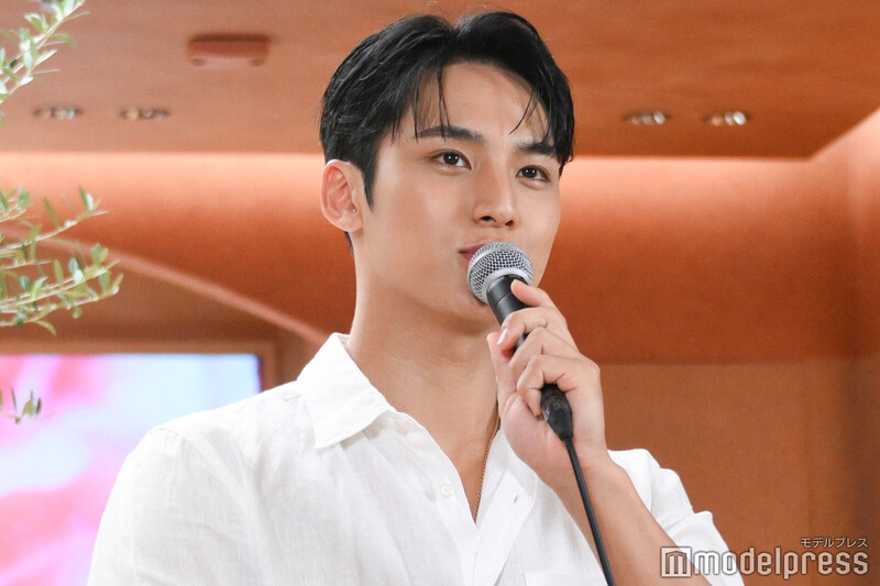 240521 SEVENTEEN Mingyu - L'OCCITANE Shibuya documents 2