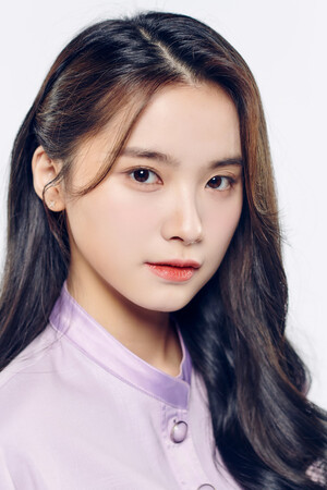 Girls Planet 999 - C Group Introduction Profile Photos - Huang Xing Qiao