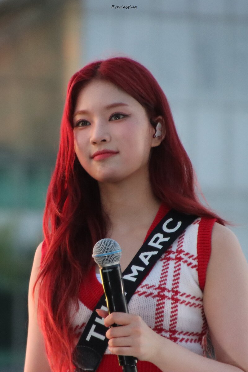 230819 STAYC Isa - Guerilla Concert documents 10