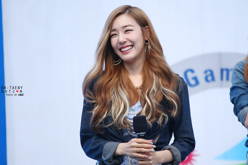 140929 Girls' Generation Tiffany at SBS Cultwo Show documents 9