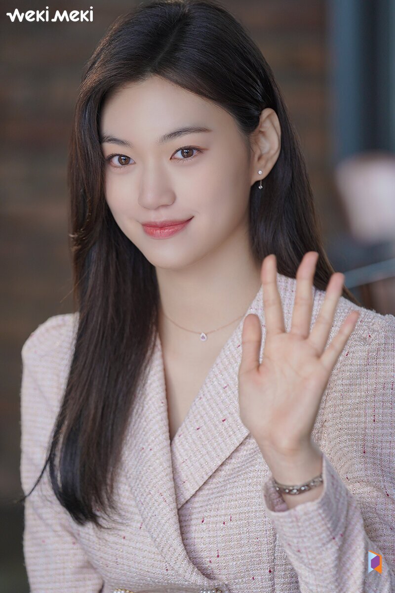 211028 Fantagio Naver Post - Doyeon's "One the Woman" Drama Behind documents 18